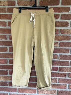 Levi's Cropped Pants / Capris * Size 29 * Tan * EUC * Ladies